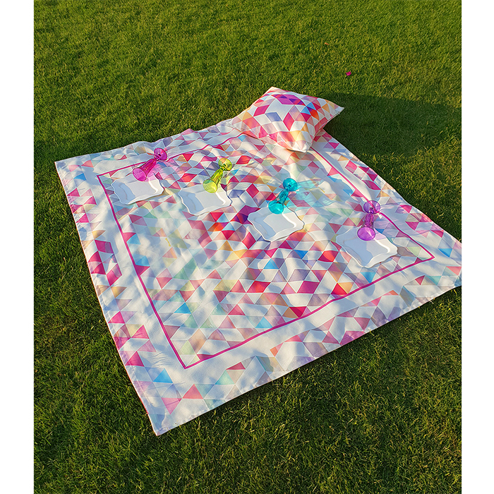 Triangles Table Cloth 140 x 140 cm